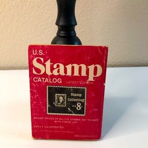 📕 1981 U.S Stamp Catalog Latest Edition